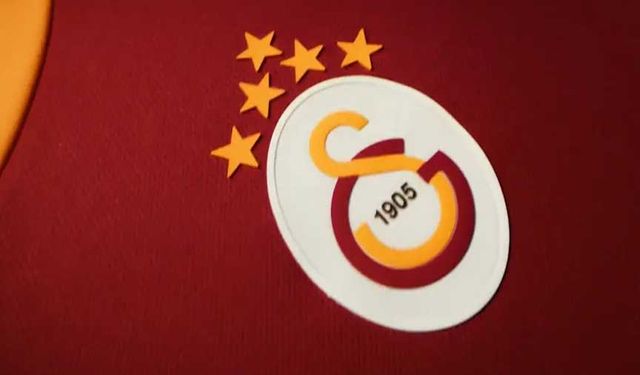 Galatasaray yeni sezon 5 yıldızlı formasını tanıttı
