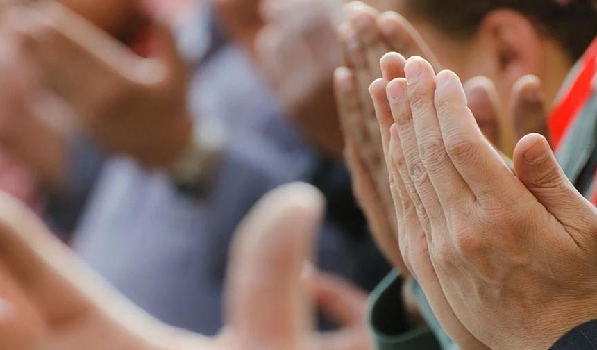 Diyanet Başkanı  Erbaş, camilerde  orman yangınları dua çağrısı yaptı