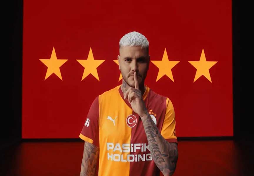 Galatasaray yeni sezon 5 yıldızlı formasını tanıttı