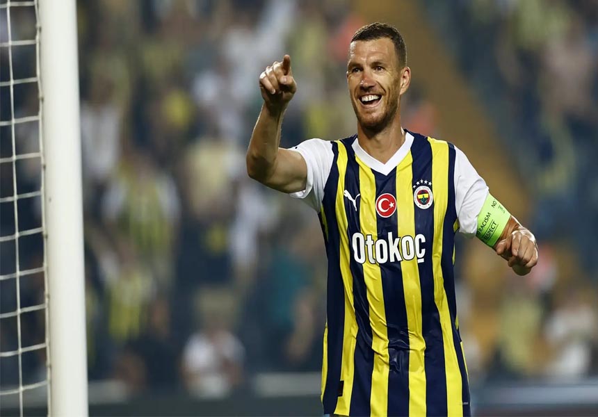 Edin Dzeko geri dönüyor!