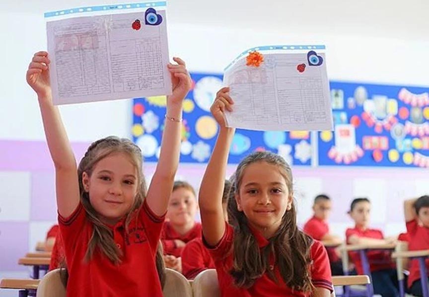 Okullarda forma zorunluluğu geliyor!
